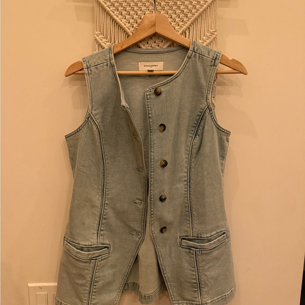 Banana Republic Light Wash Denim Vest
